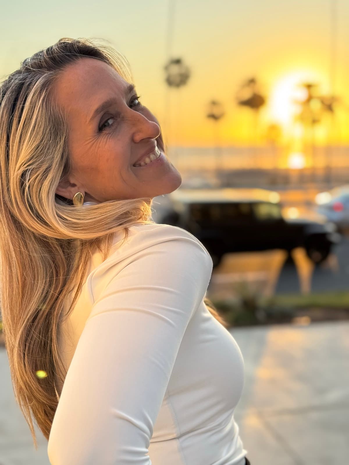 Maria do Sol ao pôr do sol